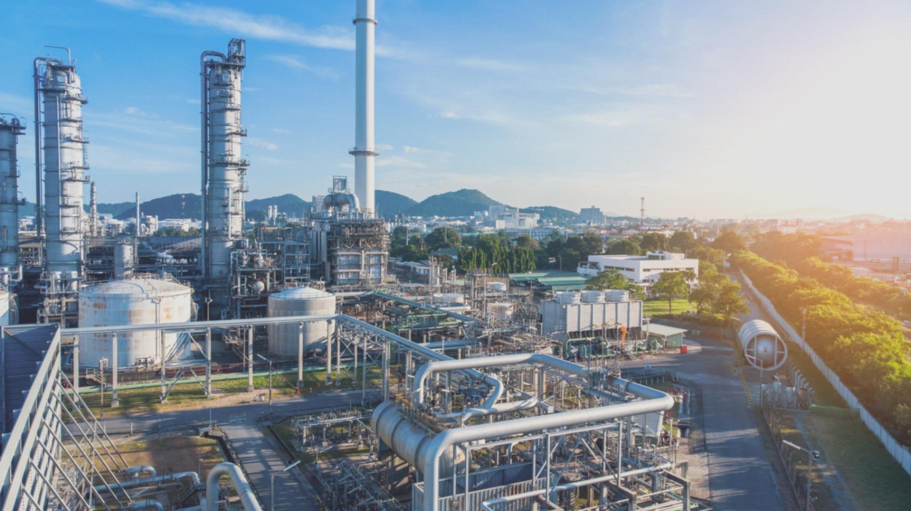 What Makes Reservoir Simulation Worth the Cost for Small Operations?